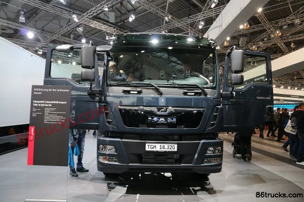 MAN TGM Series Heavy Truck 320 hp 4X2(6 wheels) Cargo Truck Chassis (TGM 18.320 4x2 BL) Exterior (2) | 86Trucks