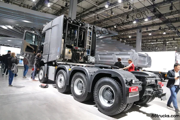 Mercedes-Benz New Arocs Heavy Truck 630 hp 8X4(12 wheels) Heavy Hauler (Model 4163 S) Exterior (2) | 86Trucks