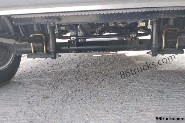Jinbei T50 2020 Model Wealth Creator Edition 1.5L 102 hp 4X2(6 wheels) Gasoline 3.2m Single Row Drop Side Micro Truck (China VI) Chassis (1)