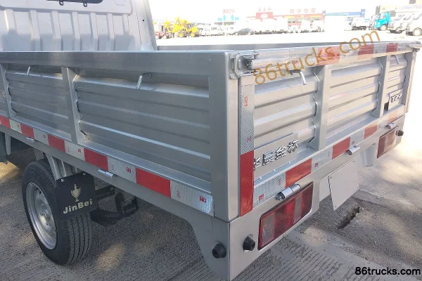 Jinbei T22 1.0L 61 ch 4X2(6 roues) essence camion plateau double cabine 2,05 m Carrosserie (3) | 86Trucks