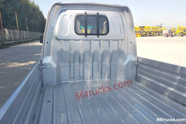 Jinbei T22 1.0L 61 ch 4X2(6 roues) essence camion plateau double cabine 2,05 m Carrosserie (2) | 86Trucks