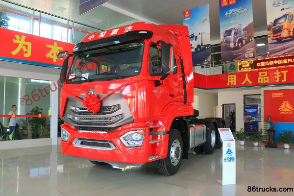 Sinotruk Haohan N7G Heavy Truck 440 hp 6X4(10 wheels) Hazardous Materials Tractor Truck Exterior (2) | 86Trucks