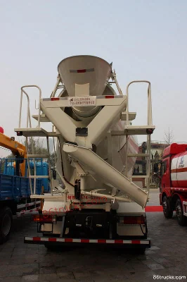 FAW Jiefang Xindawei camion malaxeur 370 ch 6X4(10 roues) Cabine (2) | 86Trucks