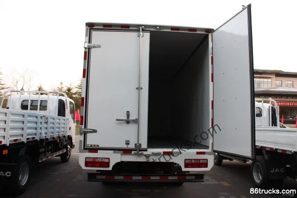 JAC Shuailing III 136 hp 4X2(6 wheels) 3.8m Single-row Van Light Truck Body (3) | 86Trucks