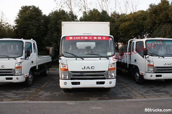 JAC Shuailing III 136 hp 4X2(6 wheels) 3.8m Single-row Van Light Truck Exterior (2) | 86Trucks