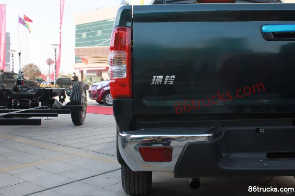 JAC Ruiling 2011 88 ch 2,5 L diesel pick-up double cabine standard (4D25) Photos officielles (2) | 86Trucks