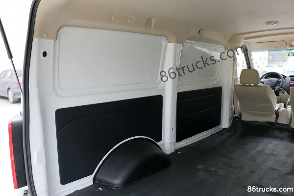 Changan Light Vehicle Ruixing EM80 II 2.4T 4.81m Low Roof Pure Electric Van 150kWh Body (3) | 86Trucks