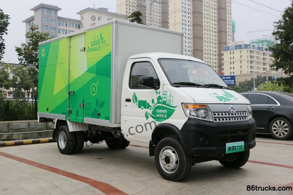 Changan Light Truck Shenqi 3.49T 3.3m Single Row Electric Van Mini Truck 61.69kWh 4X2(6 wheels) Exterior