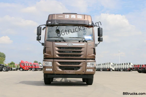 FAW Jiefang Qingdao Han V 2.0 240 hp 6X2(8 wheels) 7.7m Cargo Truck with Grille (China VI) Exterior (2) | 86Trucks