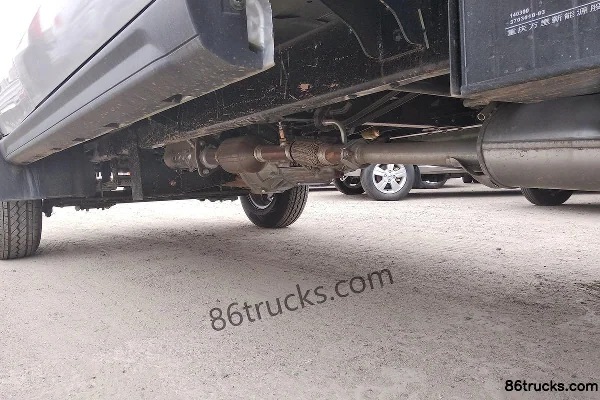 Jinbei T52 Entrepreneur 1.5L 109hp 4X2(6 wheels) Gasoline 2.605m Double Row Flatbed Mini Truck Chassis (1) | 86Trucks