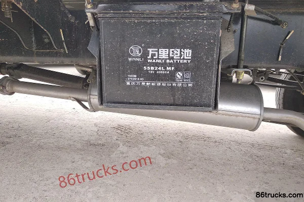 Jinbei T52 Entrepreneur 1.5L 109hp 4X2(6 wheels) Gasoline 2.605m Double Row Flatbed Mini Truck Chassis (2) | 86Trucks