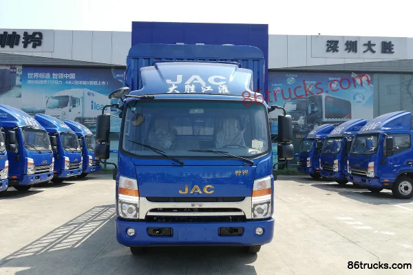 JAC Shuailing Q6 130 hp 4X2(6 wheels) 4.18m Single Row Stake Truck Exterior (2) | 86Trucks