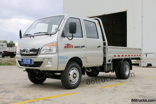 Beiqi Heibao H3 71 ch 4X2(6 roues) diesel camion porteur à ridelles 3,1 m cabine double Extérieur (3) | 86Trucks