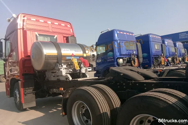 Foton AumanGTL 6 série camion lourd 430 ch 6X4(10 roues) tracteur routier LNG Extérieur (3) | 86Trucks
