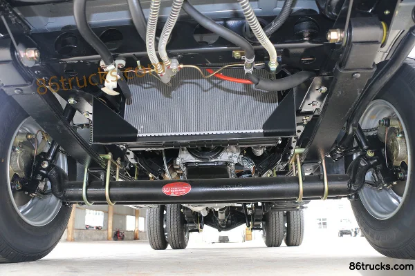 Beiqi Heibao Q7 1.5L 112hp 4X2(6 wheels) Gasoline 2.595m Double-row Flatbed Mini Truck Chassis (1) | 86Trucks