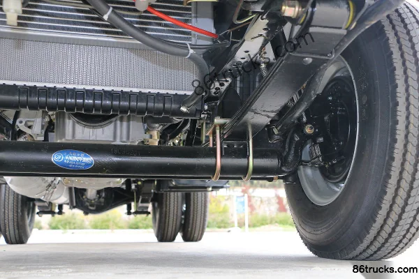 BAIC Heibao H5 71hp 4X2(6 wheels) Diesel 2.52m Double Row Flatbed Micro Truck Chassis (3) | 86Trucks