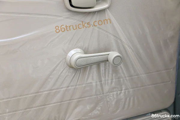 BAW Heibao H7 71 ch 4X2(6 roues) diesel 2,595 m camion plateau double cabine (3) | 86Trucks