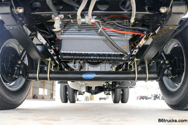 Beiqi Heibao H7 71 ch 4X2(6 roues) diesel 2,92 m cabine avancée plateau micro camion Châssis (1) | 86Trucks