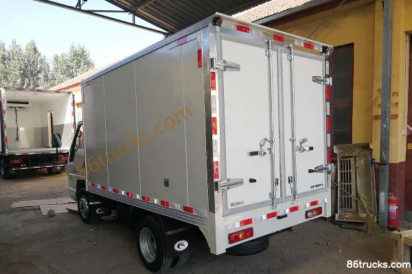 Foton Times Yuling VQ2 112 hp 4X2(6 wheels) 3.12m refrigerated truck Exterior (3) | 86Trucks