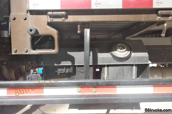 Foton Times H3 129 ch 4X2(6 roues) Camion plateau 3,8 m cabine double Châssis (2) | 86Trucks