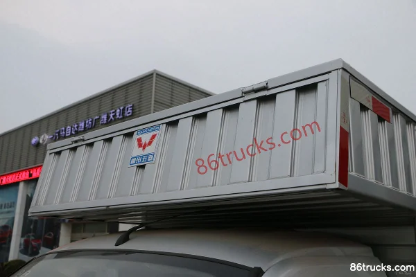Wuling Rongguang Mini Truck 1.5L 107hp 4X2(6 wheels) Gasoline 2.585m Single Row Van Mini Truck Body (1) | 86Trucks