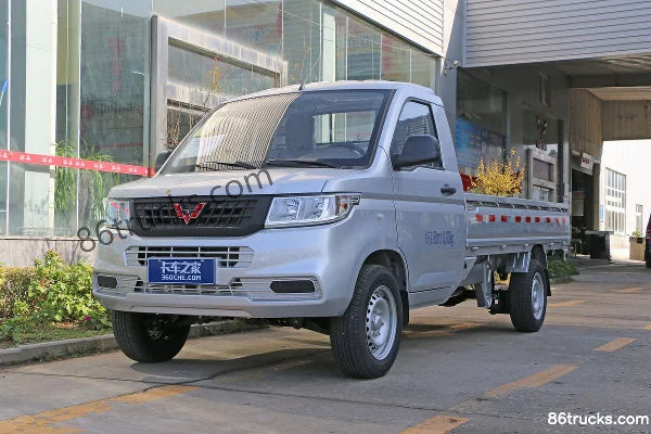 Wuling Rongguang Xinka 1.5L 107 hp 4X2(6 wheels) Gasoline 3.15 m Single Row Flatbed Mini Truck Exterior (3) | 86Trucks