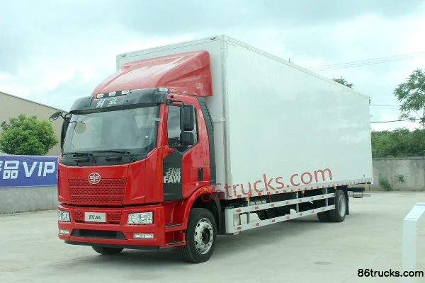 FAW Jiefang J6L Medium Truck 2020 Value Edition Cold Region 240hp 4X2(6 wheels) 9.7m Van Cargo Truck Exterior (3) | 86Trucks
