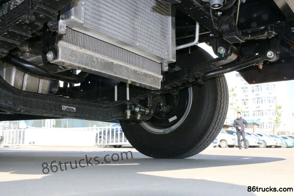 Foton Times M3 130hp 4X2(6 wheels) Half Row Flatbed Light Truck(China VI) Chassis (3) | 86Trucks