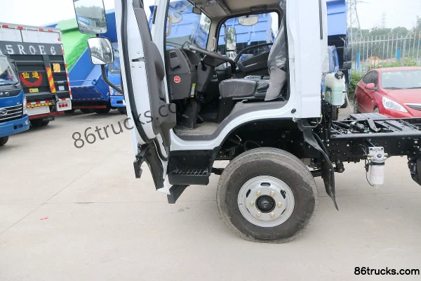 Hyundai Commercial Vehicle Zhidao 500M 156 hp 4X2(6 wheels) 4.165m Single-row Van Light Truck Cab (3) | 86Trucks