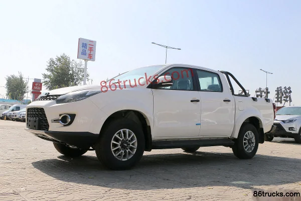 JMC Yuhu 3 2018 Advanced Shield Edition 2.5T Diesel 125hp 4WD Long Wheelbase Double Row Pickup Cab (3) | 86Trucks