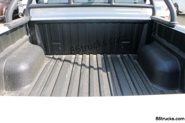 JMC Yuhu 3 2018 Advanced Shield Edition 2.5T Diesel 125hp 4WD Long Wheelbase Double Row Pickup Official Photos (3) | 86Trucks