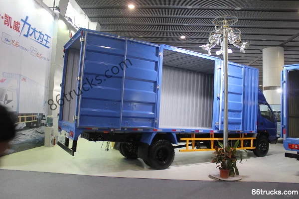 JMC Kaiwei Medium Truck 156 hp 4X2(6 wheels) 6m Single Long Van Cargo Truck Body (1) | 86Trucks