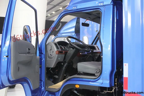 JMC Kaiwei Medium Truck 156 hp 4X2(6 wheels) 6m Single Long Van Cargo Truck Cab (1) | 86Trucks