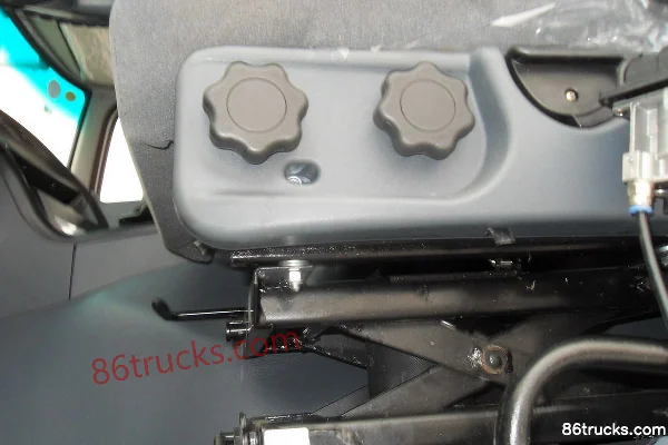 Hualing Heavy Truck 345 hp 6X4(10 wheels) 6.2m Dump Truck Cab (1) | 86Trucks