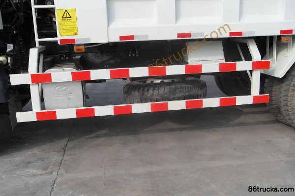 Hualing Heavy Truck 345 hp 6X4(10 wheels) 6.2m Dump Truck Chassis (1) | 86Trucks