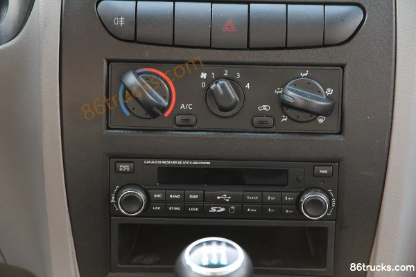 Great Wall Deer 2,3 L essence double cabine pick-up Châssis (3) | 86Trucks