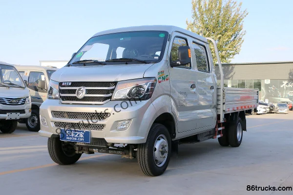 Sinotruk King W1 2.2L 112hp 4X2(6 wheels) Gasoline/CNG 3.1m double-row flatbed micro truck Exterior (3) | 86Trucks