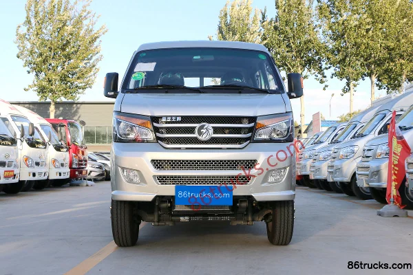 Sinotruk King W1 2.2L 112hp 4X2(6 wheels) Gasoline/CNG 3.1m double-row flatbed micro truck Exterior (2) | 86Trucks