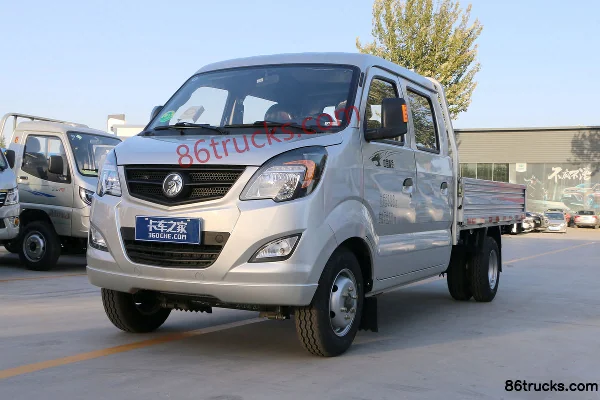 Sinotruk Wangpai W1 1.5L 102hp 4X2(6 wheels) Gasoline 2.6m Double Row Flatbed Mini Truck Exterior (3) | 86Trucks