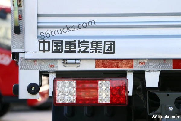 Sinotruk Wangpai W1 1.5L 102hp 4X2(6 wheels) Gasoline 2.6m Double Row Flatbed Mini Truck Body (2) | 86Trucks