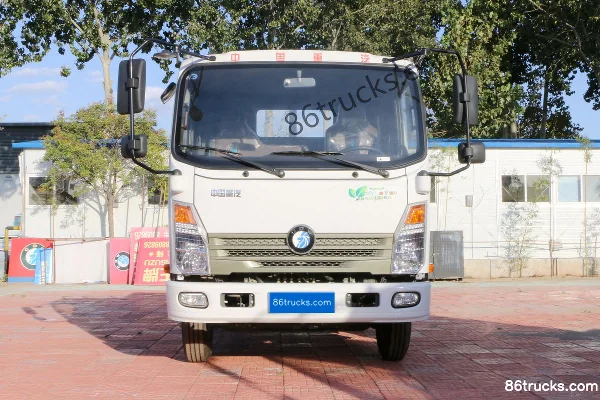 Sinotruk Wangpai 7 Series Logistics Edition 116 hp 4X2(6 wheels) 4.15m Single Row Flatbed Light Truck Exterior (2) | 86Trucks