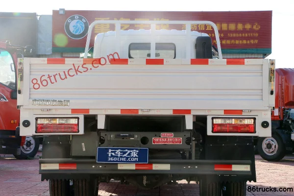 Sinotruk Wangpai 7 Series Logistics Edition 116 hp 4X2(6 wheels) 4.15m Single Row Flatbed Light Truck Body (1) | 86Trucks