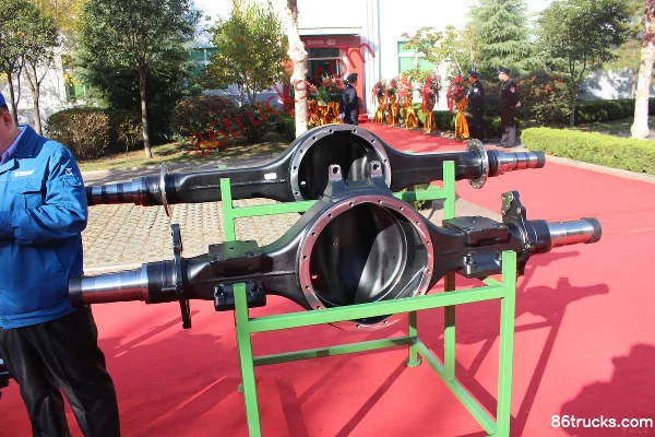 Pont moteur à réduction simple Qingte 398 Extérieur (3) | 86Trucks