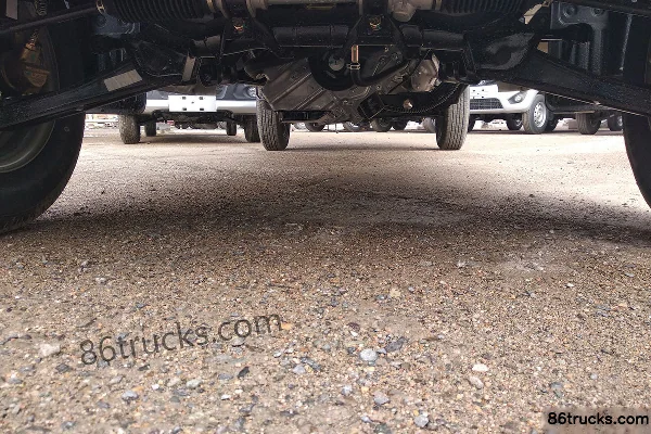 Foton Xiangling V1 1.2L 86hp 4X2(6 wheels) Gasoline 3.05m single-row van truck Chassis (1) | 86Trucks