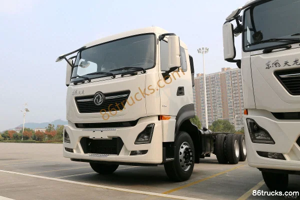 Dongfeng Commercial Vehicle Tianlong KL 290hp 6X4(10 wheels) Sanitation Cargo Truck Chassis (China VI) Exterior (3) | 86Trucks