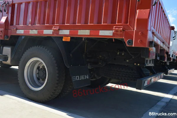 Shijun F550 Heavy-Duty Edition 165 hp 4X2(6 wheels) 3.74m Row Half Flatbed Light Truck Chassis (2) | 86Trucks
