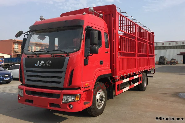 JAC Gallop K6L camion moyen 220 ch 4X2(6 roues) porteur à ridelles 6,8 m Extérieur (2) | 86Trucks