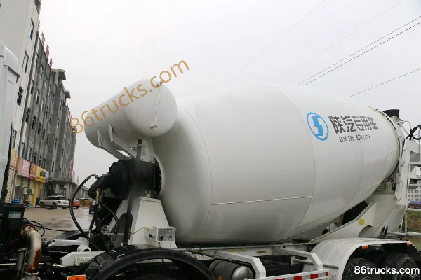 SHACMAN Commercial Vehicle Xuande X6 300hp 8X4(12 wheels) 7.4m³ Concrete Mixer Truck Body (1) | 86Trucks