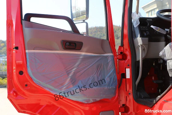 Sanhuan Shitong Haolong 280 hp 8X4(12 wheels) 6.8m Stake Cargo Truck Cab (1) | 86Trucks