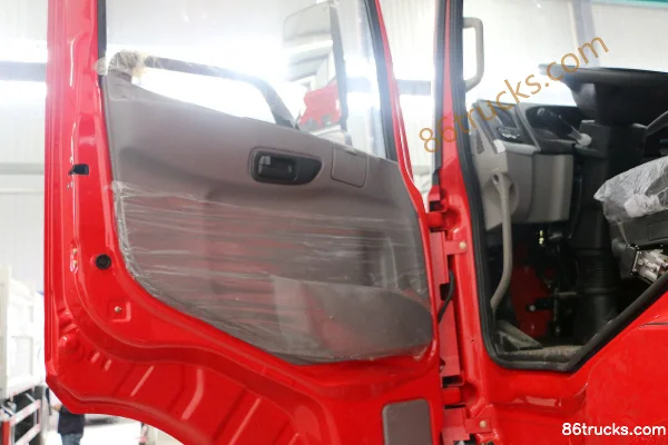 FAW Linghe F200G 350 hp 6X4(10 wheels) 5.6m dump truck Cab (1) | 86Trucks